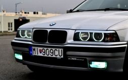 Прикордонники розкрили схему незаконного ввезення в Україну автомобілів з Європи