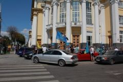 Мітинг під облрадою: автолюбителі вимагають від депутатів підтримати законопроекти№№ 5561 та 5562