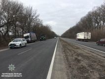 На Вінниччині поліцейські допомогли водієві