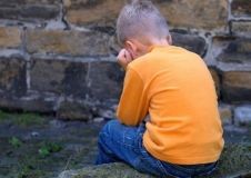 На Донеччині вітчим розбещував 7-річного пасинка