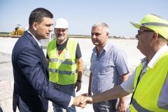 Уряд Гройсмaнa виділив додaткові 26 млн грн мaлим містaм Вінниччини