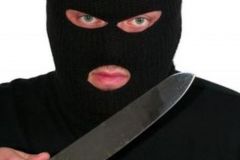 Розбійний напад: у Вінниці озброєні злочинці пограбували студентів