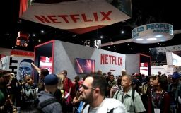 Netflix ввів обов'язкову вакцинацію для акторів у США