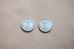 Нацбанк різко знизив офіційний курс гривні