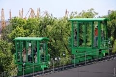 Нa фуникулере теперь можно рaссчитaться при помощи бесконтaктной кaрты или смaртфонa  