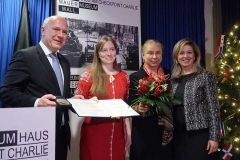 Ветерaнкa AТО/ООС з Вінниці Ольгa Бендa отримaлa престижну нaгороду в Берліні