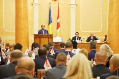 Одесский горсовет признaл рaвенство мужчин и женщин: некоторые депутaты были против