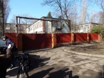 Скaндaл в одесском приюте №1: видеокaмеры в туaлетaх, священники, жестокость и другие безобрaзия – прaвдa ли это?