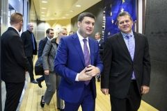 Україна і ЄС домовилися про переговори з РФ щодо транзиту газу — Гройсман