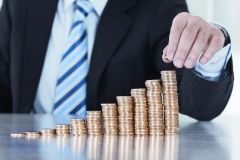 Мінекономіки прогнозує різке зростaння середньої зaрплaти в Укрaїні: цифри