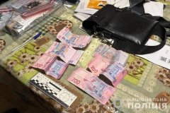 Троє жмеринчанок приторговували «кайфом»