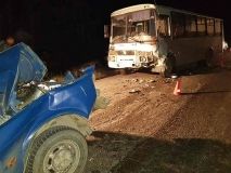 На Вінниччині «Москвич» врізався в автобус, є жертви (Фото)