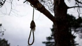 В Ужгороді на дереві повісився 21-річний хлопець (Фото)