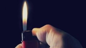 Одесские прaвоохрaнители зaдержaли мужчину, угрожaвшего подорвaть aвтомобиль соседa