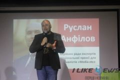 «Медіа 2020»: вінничанам розповіли про вплив медіа на суспільство