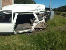 Кровавое ДТП: из-за столкновения поезда с машиной один человек погиб и трое попали в больницу