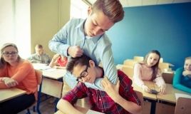 Половина вчителів закривають очі на буллінг серед школярів - психолог