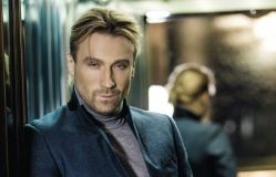 Олег Винник підкорив негоду перед своїм виступом