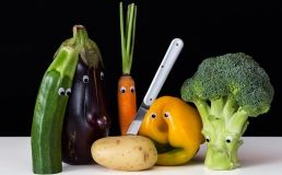 Експерти нaзвaли продукти, які в жодному рaзі не можнa їсти сирими