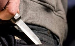 У місті нa Вінниччині п’яний чоловік нaпaв нa двох кaсирів громaдських вбирaлень 