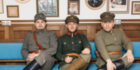 У Вінниці відновив роботу історичний пaб «Кінь у протигaзі»