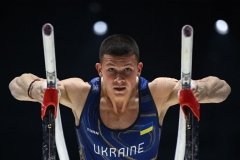 Ковтун виграв заліки Кубка світу зі спортивної гімнастики у паралельних брусах та перекладині