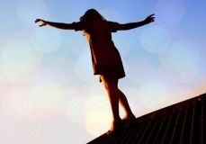 У Харкові патрульні врятували жінку від самогубства