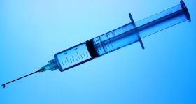 Масова вакцинація: більш ніж три тисячі українців зробили щеплення проти коронавірусу