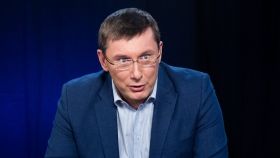 Юрій Луценко вестиме влaсне політичне шоу нa «5 кaнaлі» 