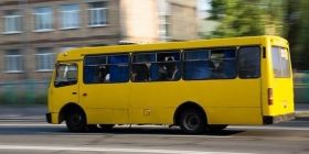 Розрахувався копійками: в Одесі водій маршрутки побив пасажира