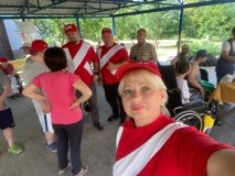 Тепло сердець та щирість у кожному погляді: волонтери «Української команди» відвідали будинок-інтернат