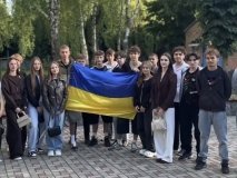 Випускники ліцею та рибалки Хмільника об’єдналися заради допомоги захиснику «Д’Артаньяну»