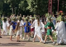 Вінки, купальське вогнище та допомога ЗСУ: у Гайсині відсвяткували Івана Купала