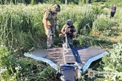 Вибухотехніки Вінниччини знешкодили бойову частину «Герані-2»: поліція нагадує про небезпеку уламків