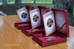 Захисників, які повернулися з полону, нагородили відзнаками «За стійкість та незламність»