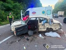 На об’їзній дорозі Вінниці зіткнулися три транспортні засоби: двоє людей госпіталізовані