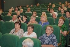 Шана матерям Героїв: у Вінниці ще 33 жінки отримали Почесні знаки «Мати Героя / Героїні»