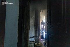 Пожежа у центрі Вінниці: рятувальники оперативно приборкали вогонь у квартирі на Соборній