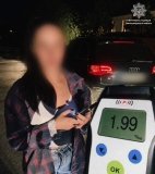 На Хмільниччині зупинили нетверезу водійку без посвідчення