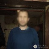 Поліція затримала жителя Хмільницького району за підозрою у нанесенні ножових поранень брату