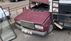 ДТП на Київській: вантажівка зіткнулася з легковиком