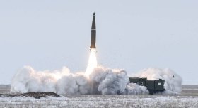 росія атакувала Київ балістичними та крилатими ракетами 