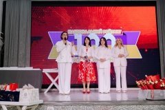 У Вінниці відзначили «ТОП-100 видатних жінок України»: серед нагороджених – незламні матері та дружини полеглих Героїв