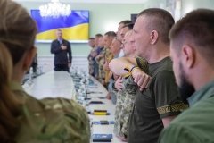 Київ вручив нагороди військовим, які повернулися з російського полону