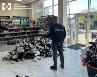 Підробний спортивний одяг продавали в трьох областях: БЕБ викрила незаконну схему