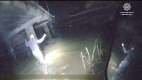 У Хмільнику патрульні врятували дівчину з річки