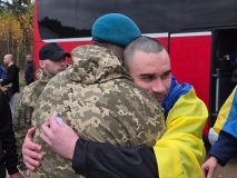 Ще 270 українців повертаються додому з російського полону