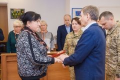 Дружині загиблого вінничанина Миколи Гречуна вручили державну медаль «За військову службу Україні»