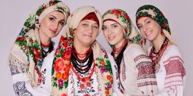 7-го грудня Всесвітній День Української Хустки