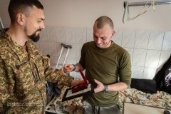 Представники командування відвідали поранених бійців бригади «Червона Калина»